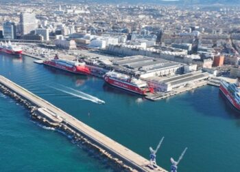 Port de Marseille passagers Algérie